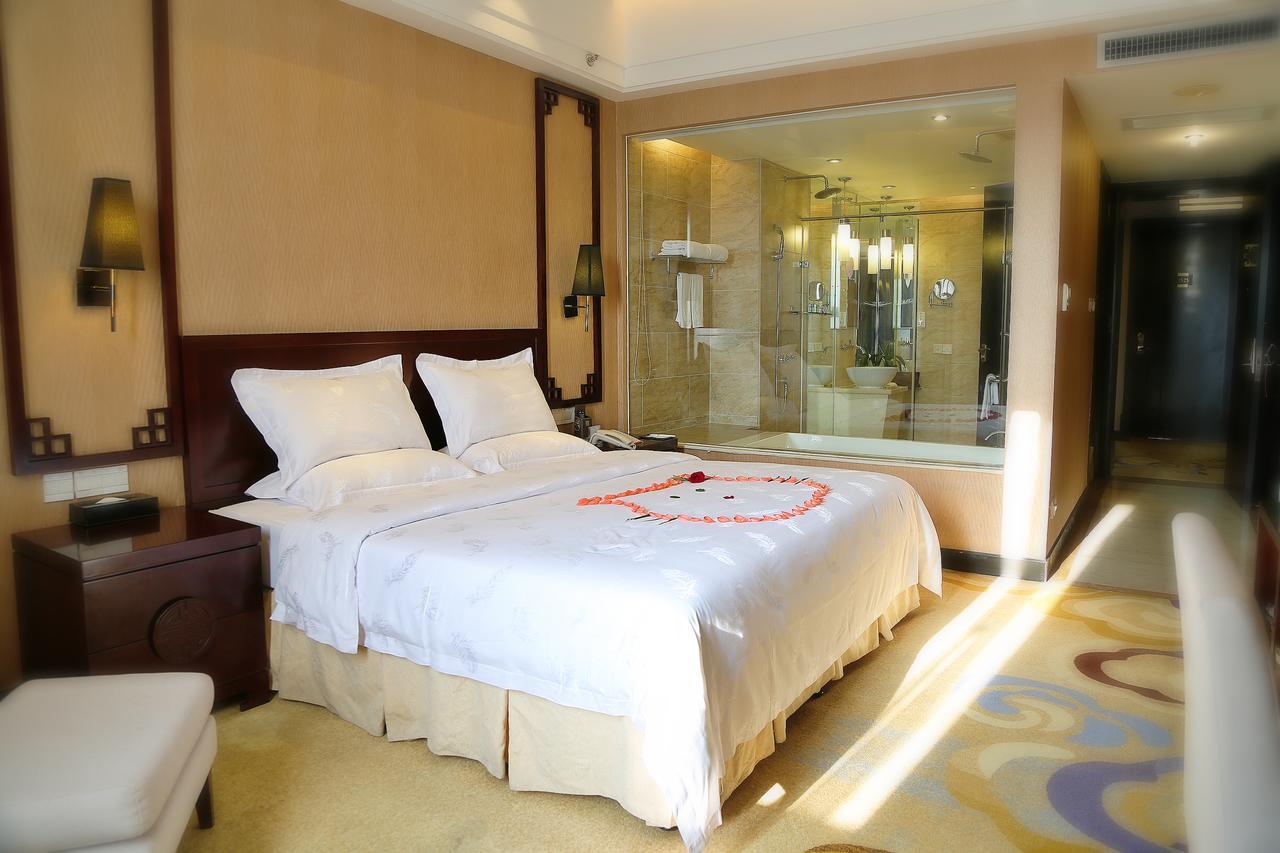 Royal Century Hotel Shenzhen Eksteriør billede